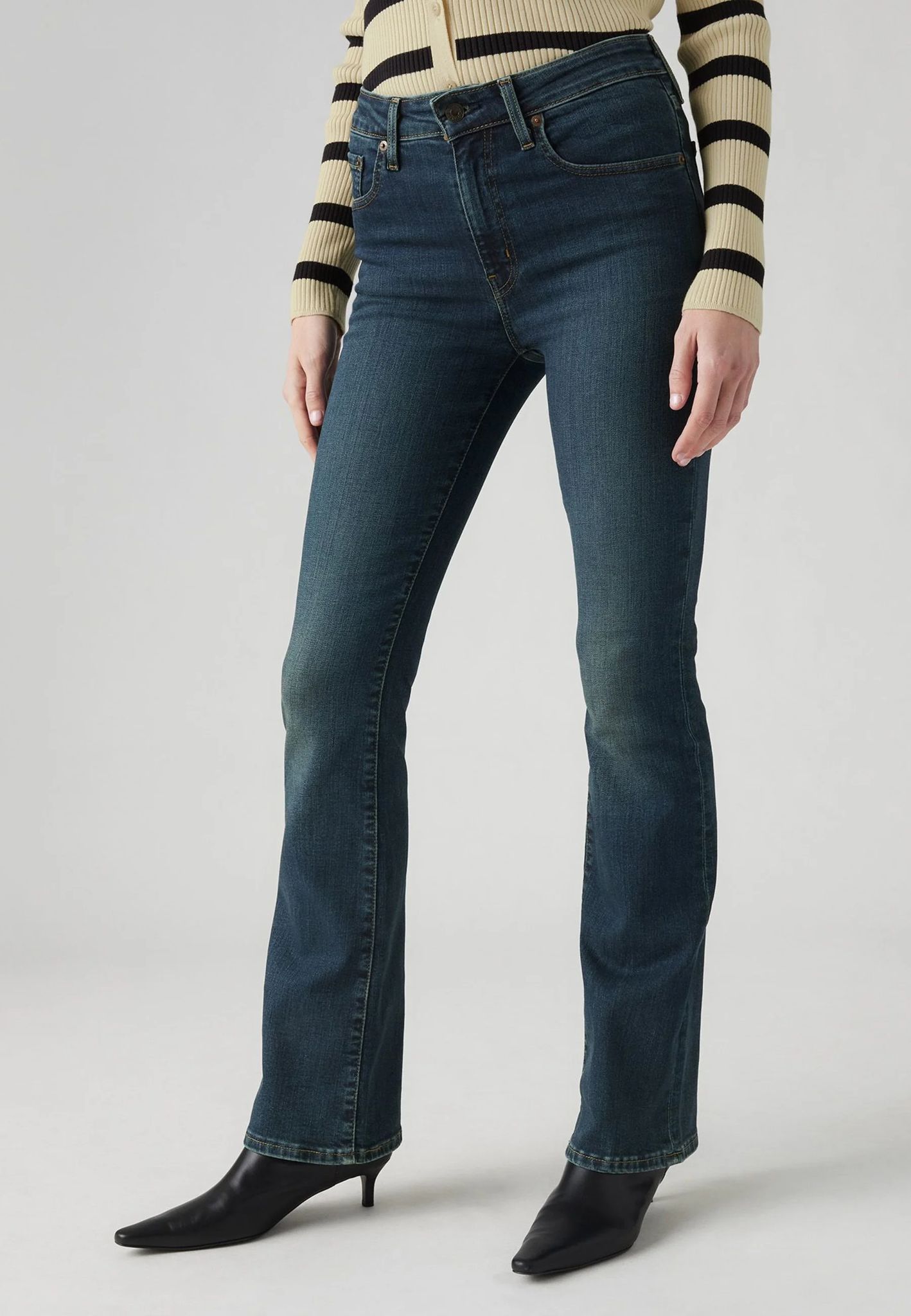 725 HIGH-RISE BOOTCUT